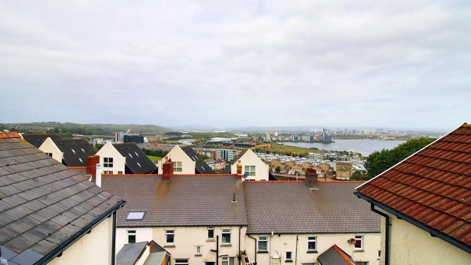 Luxury 4 Bedroom 4 Ensuite Home In Penarth Cardiff