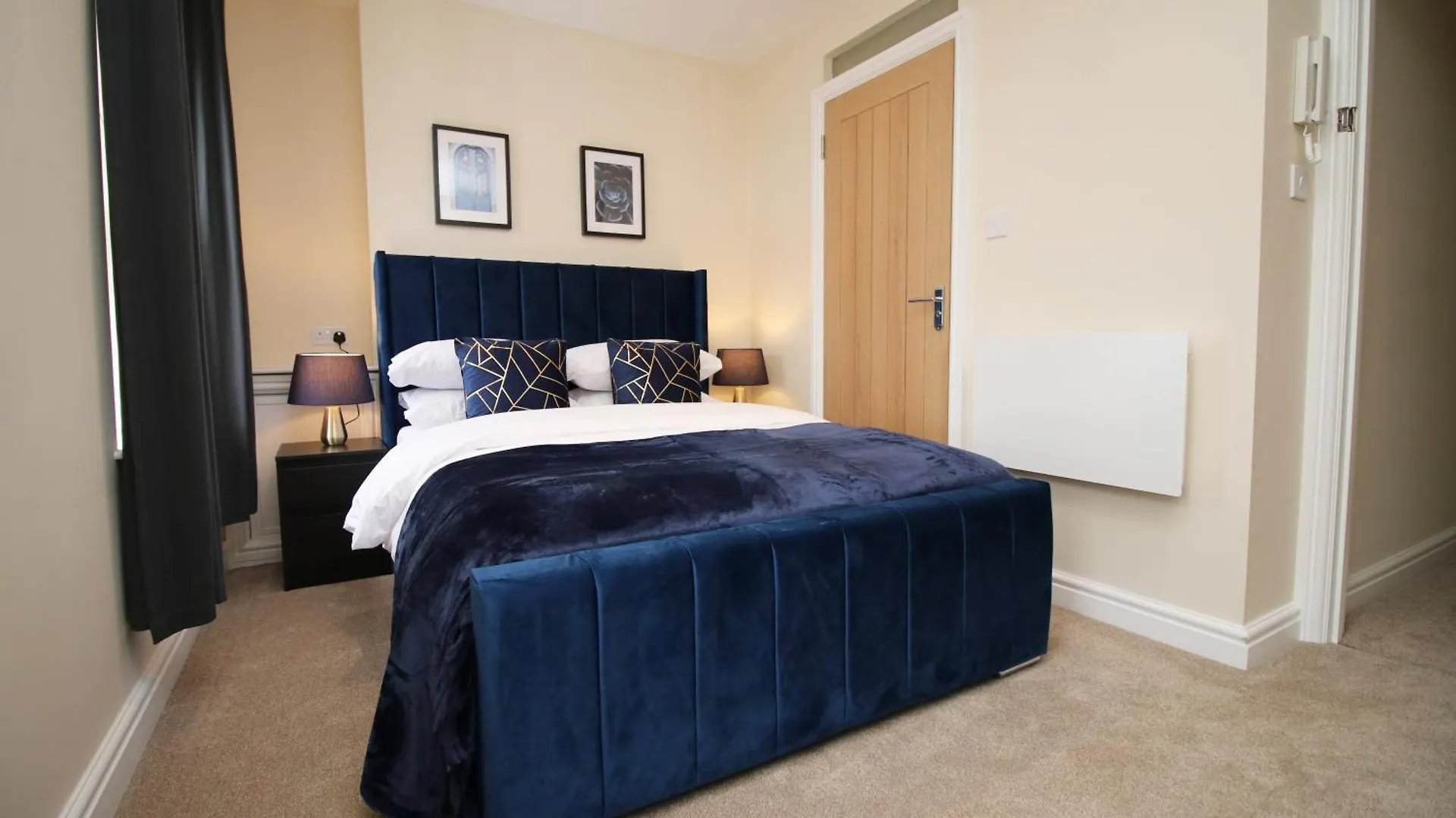 Luxury 4 Bedroom 4 Ensuite Home In Penarth Cardiff